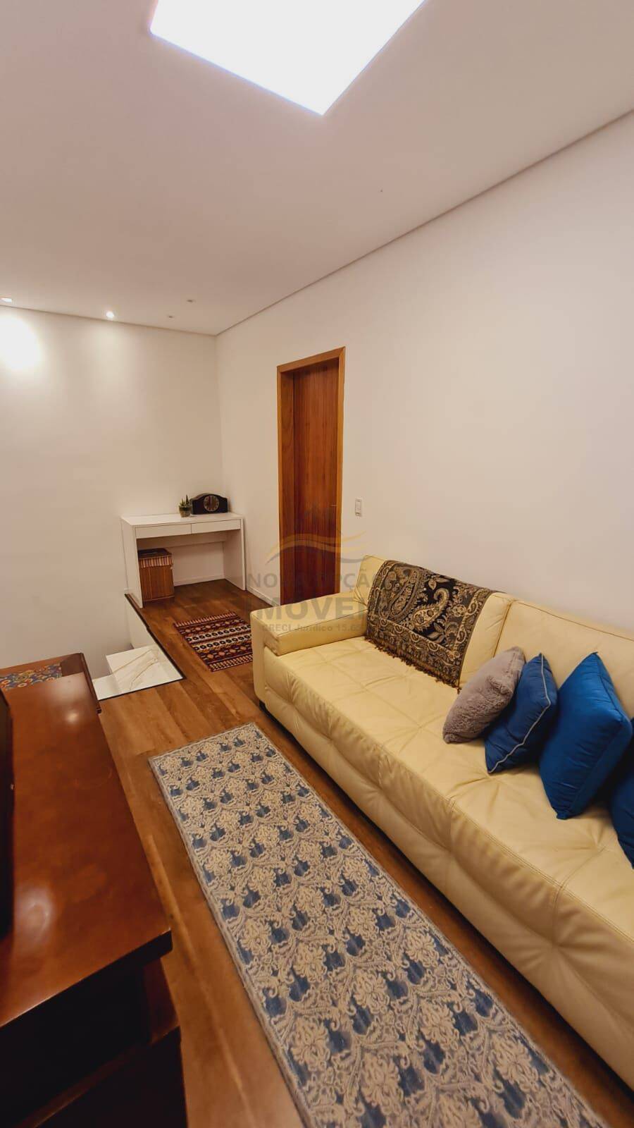 Casa à venda com 2 quartos, 170m² - Foto 10