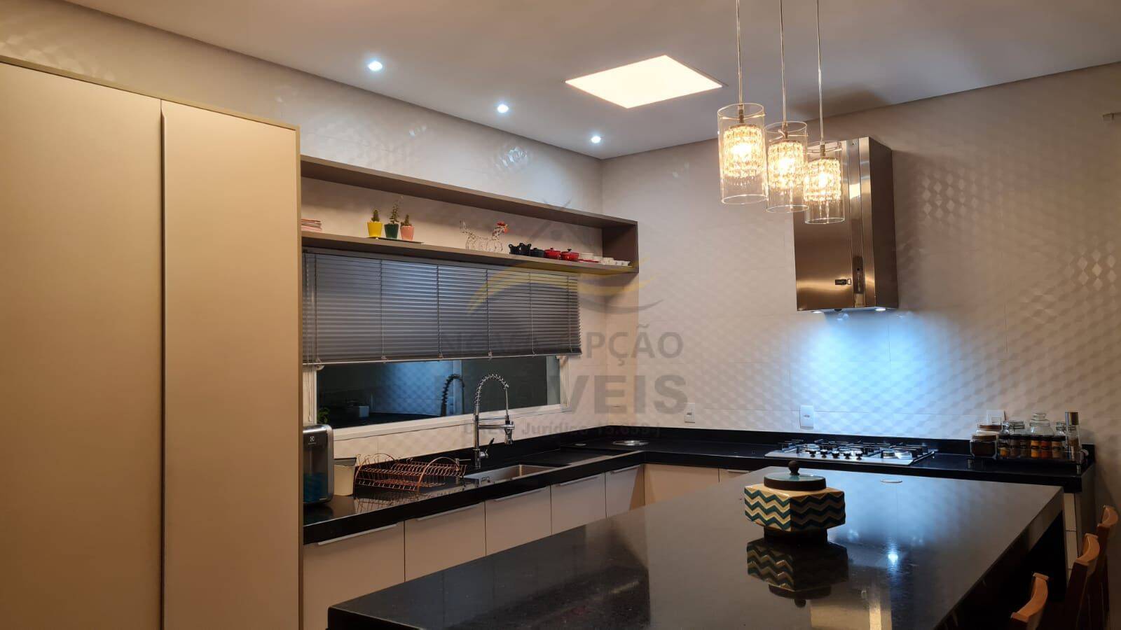 Casa à venda com 2 quartos, 170m² - Foto 26