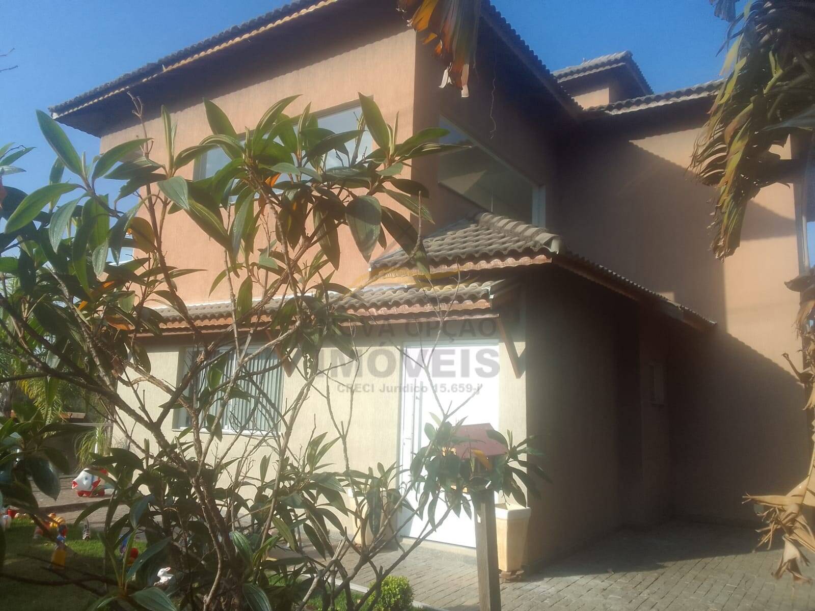 Casa à venda com 3 quartos, 220m² - Foto 5