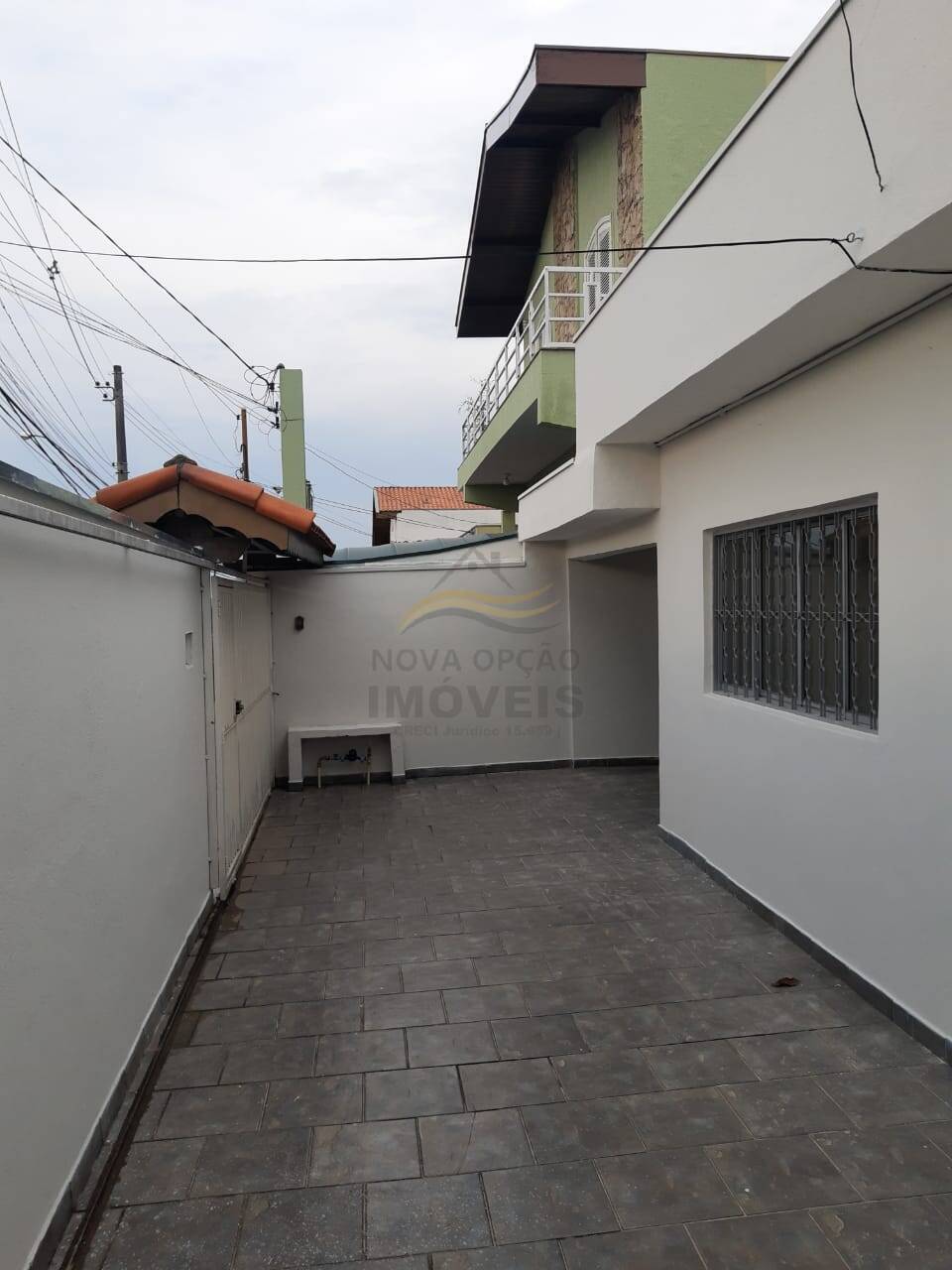 Casa à venda com 2 quartos, 70m² - Foto 6