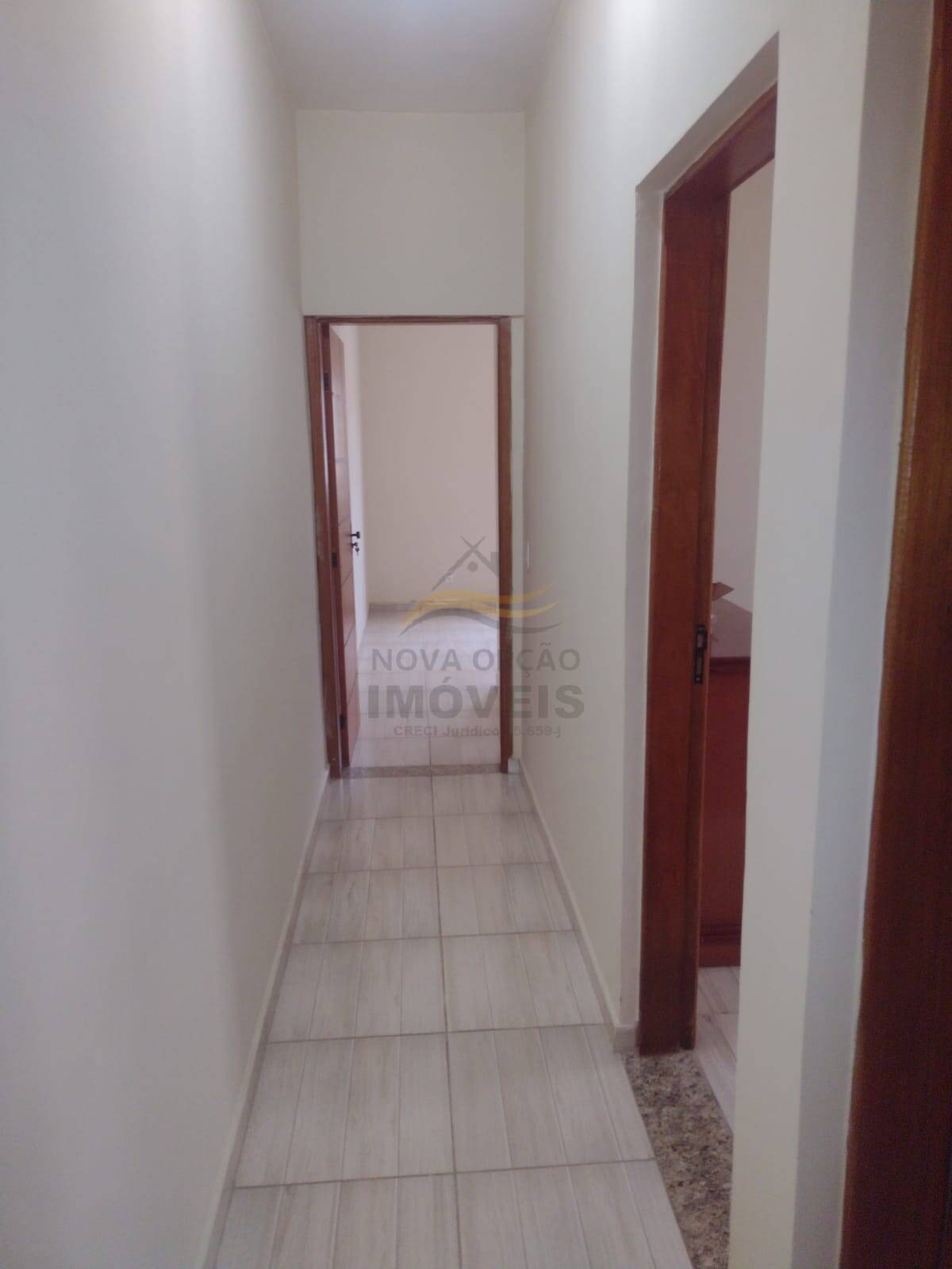 Casa à venda com 3 quartos, 250m² - Foto 9