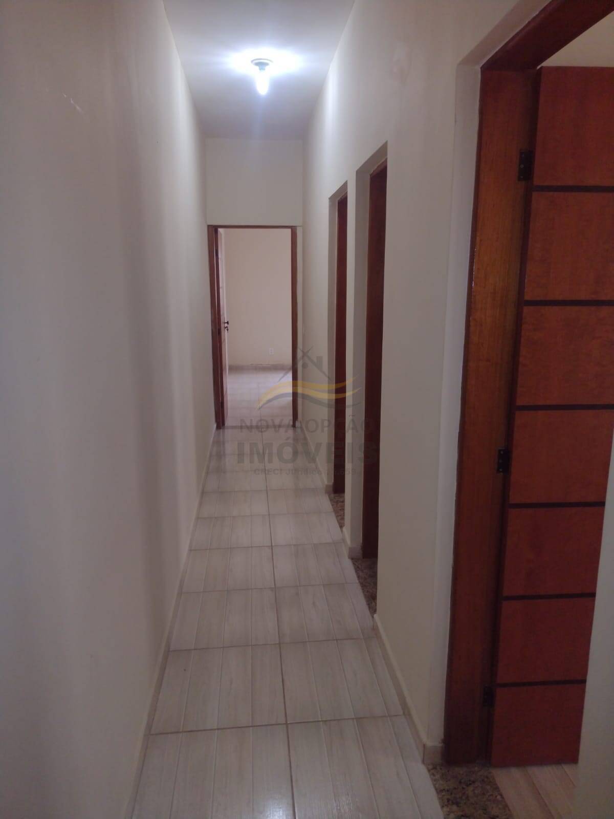 Casa à venda com 3 quartos, 250m² - Foto 11