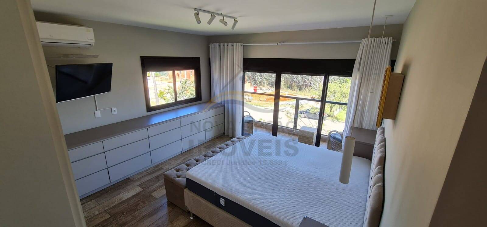 Casa à venda com 4 quartos, 370m² - Foto 6