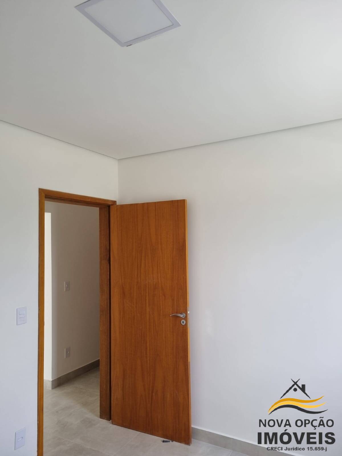 Casa à venda com 3 quartos, 162m² - Foto 9