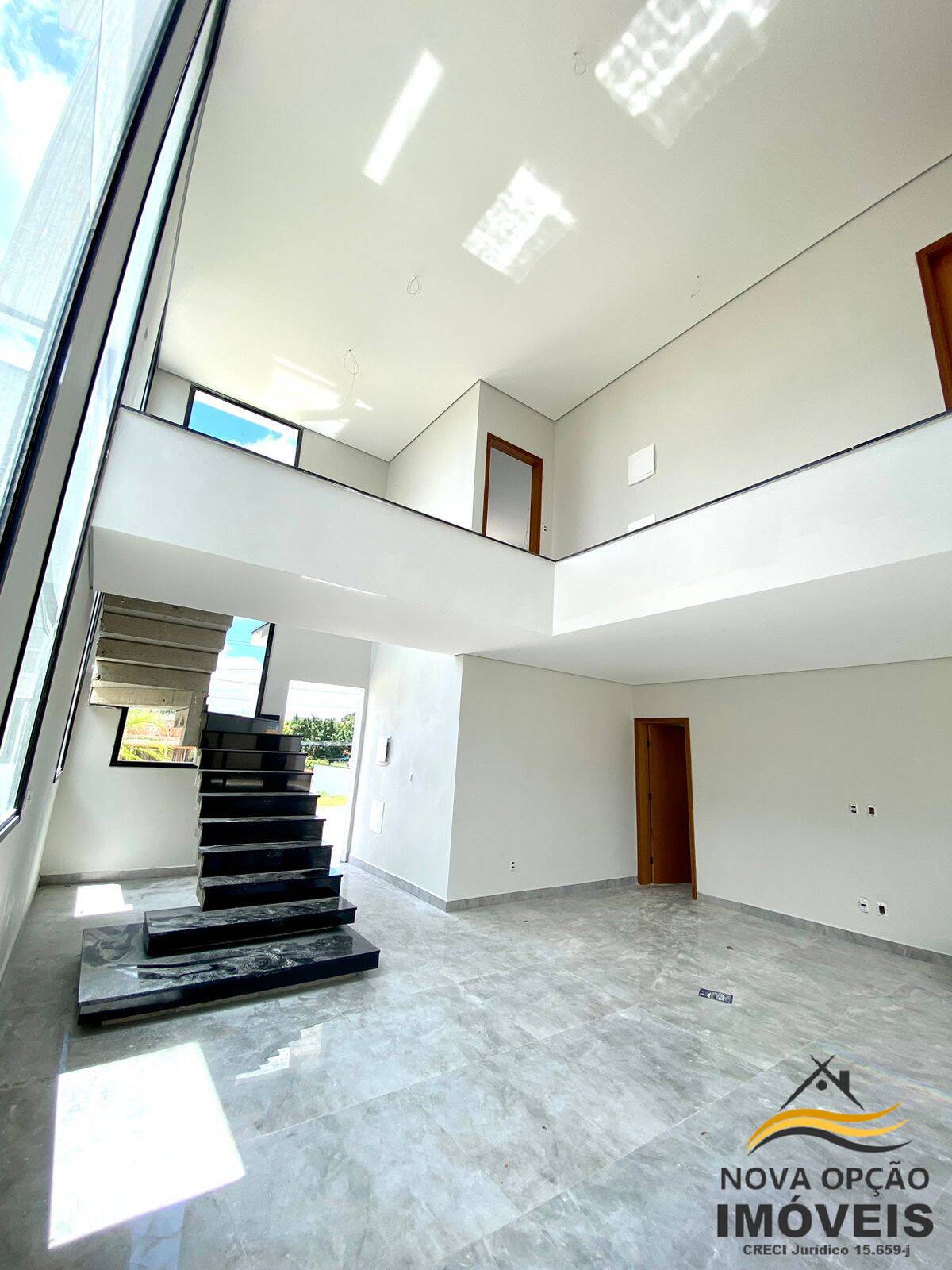 Casa à venda com 3 quartos, 256m² - Foto 7