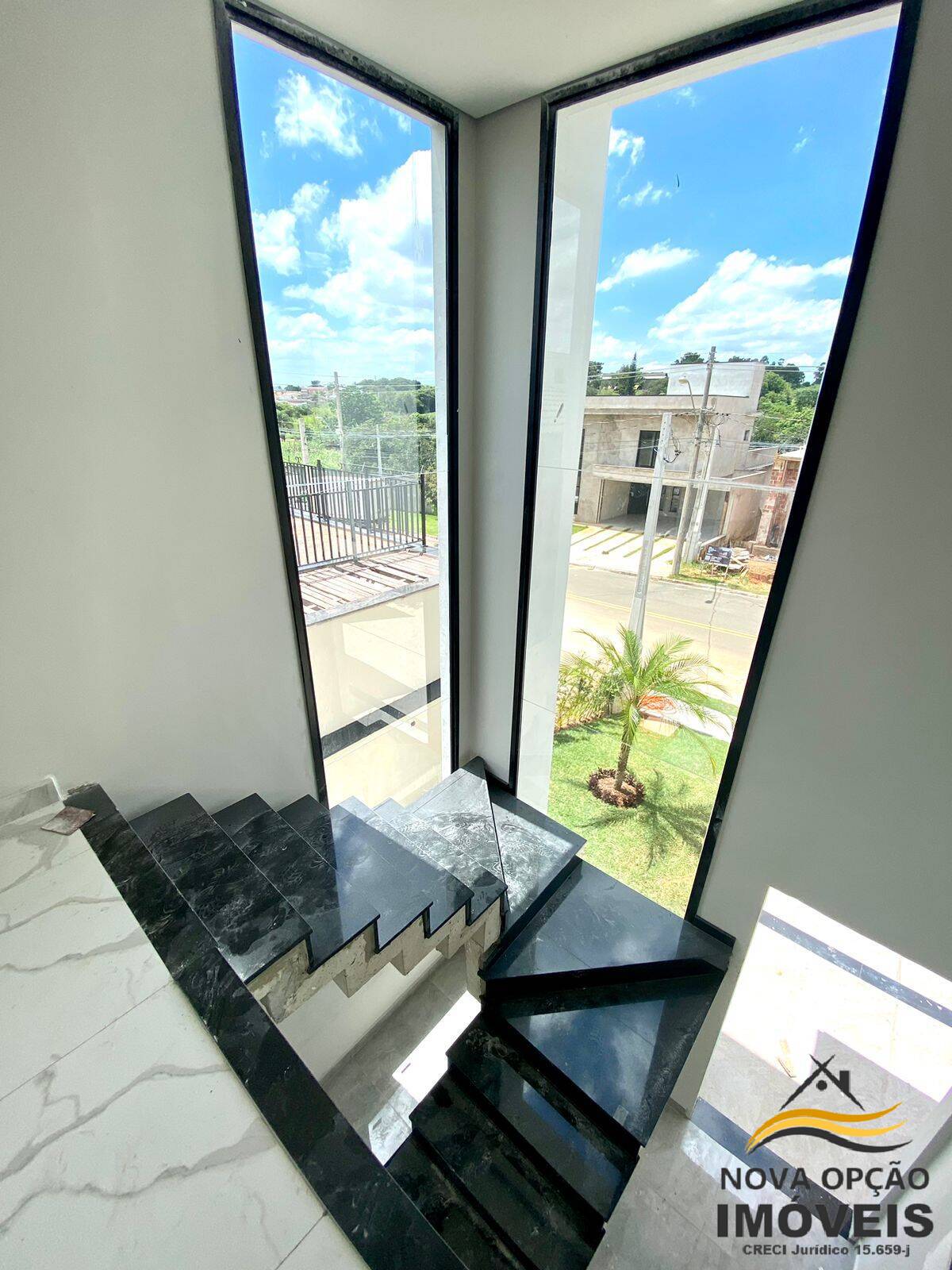 Casa à venda com 3 quartos, 256m² - Foto 10