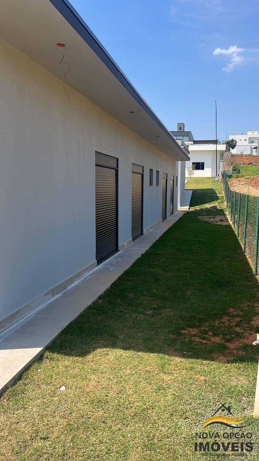 Casa à venda com 4 quartos, 315m² - Foto 14