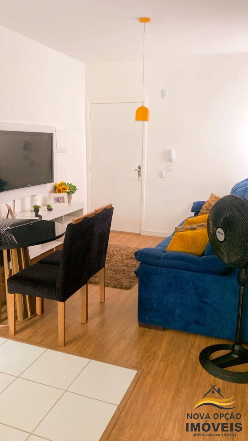 Apartamento à venda com 2 quartos, 45m² - Foto 1