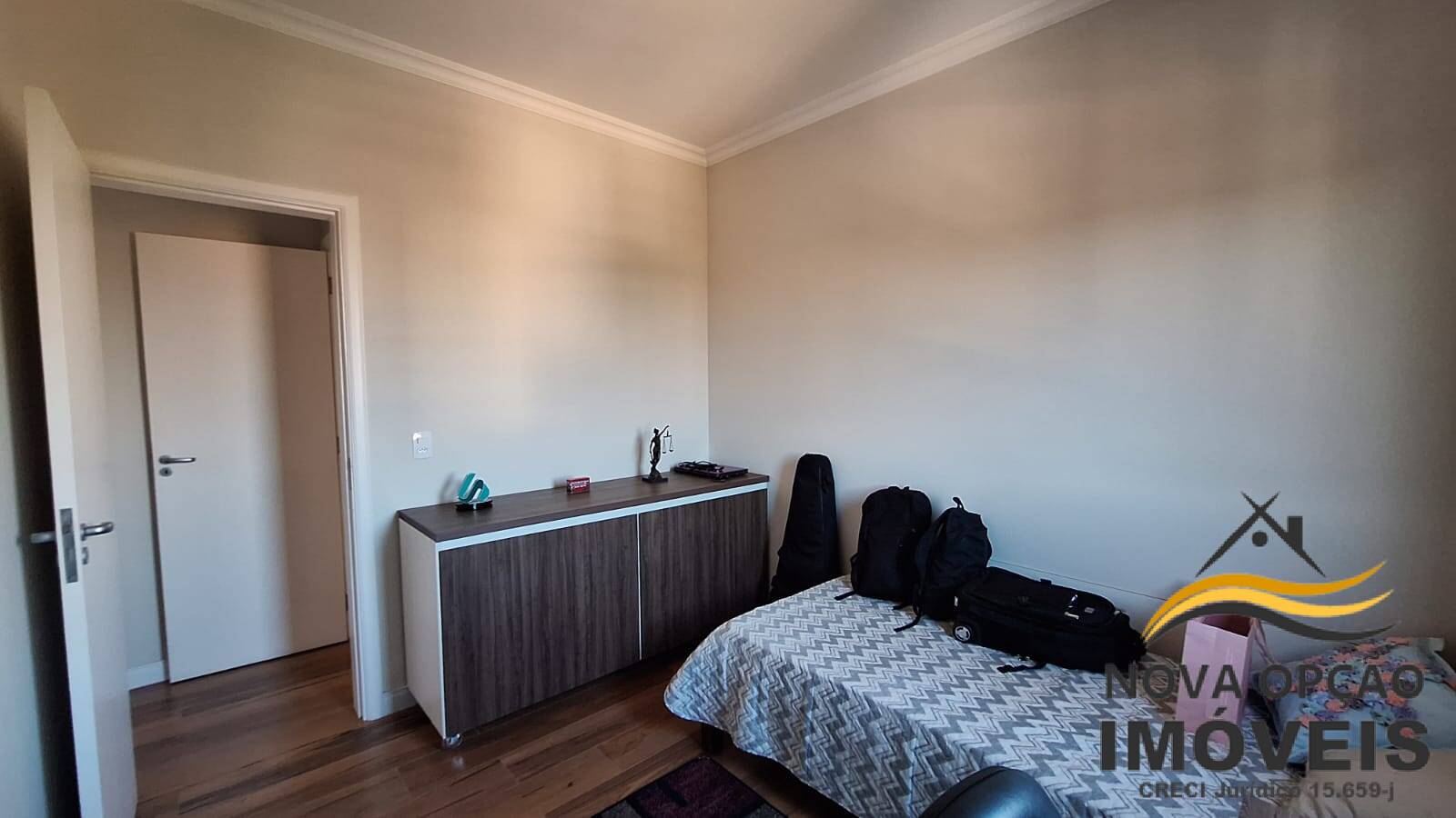 Apartamento à venda com 3 quartos, 94m² - Foto 10