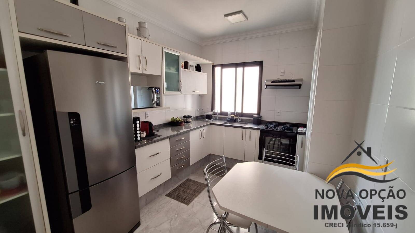 Apartamento à venda com 3 quartos, 94m² - Foto 18