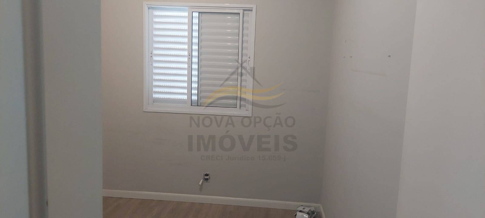 Apartamento à venda com 2 quartos, 66m² - Foto 2