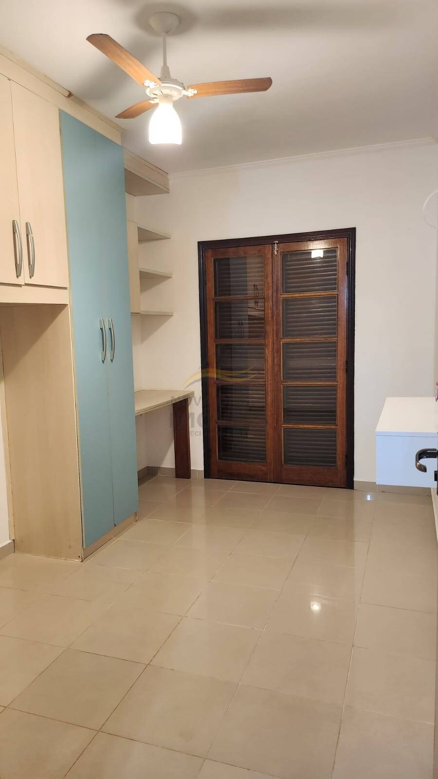 Casa à venda com 3 quartos - Foto 3