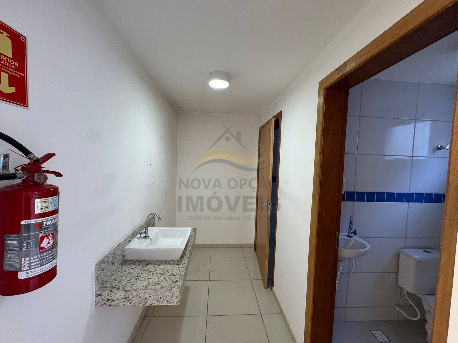 Loja-Salão para alugar, 98m² - Foto 4