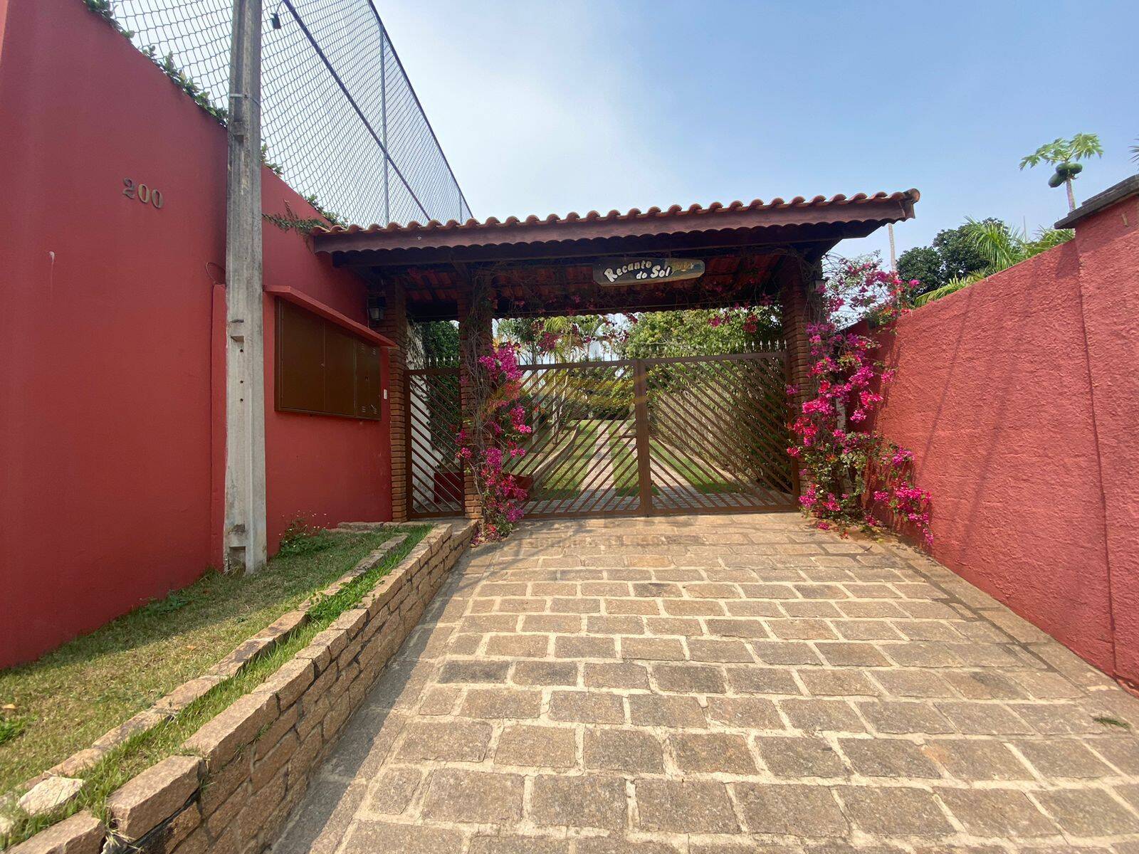 Casa à venda com 5 quartos, 360m² - Foto 2