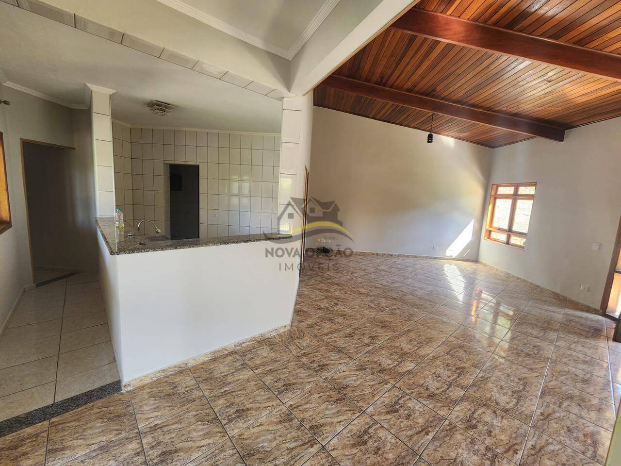 Casa à venda com 3 quartos, 297m² - Foto 9