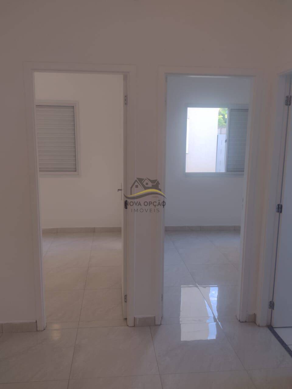 Apartamento à venda com 2 quartos, 45m² - Foto 2