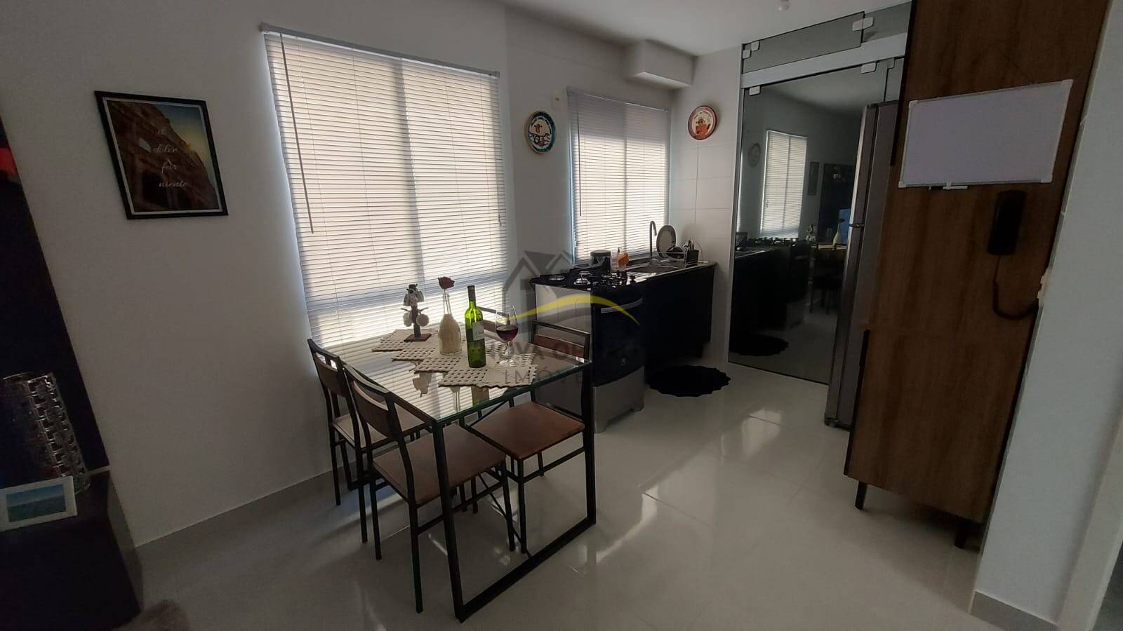 Apartamento à venda com 2 quartos, 49m² - Foto 2