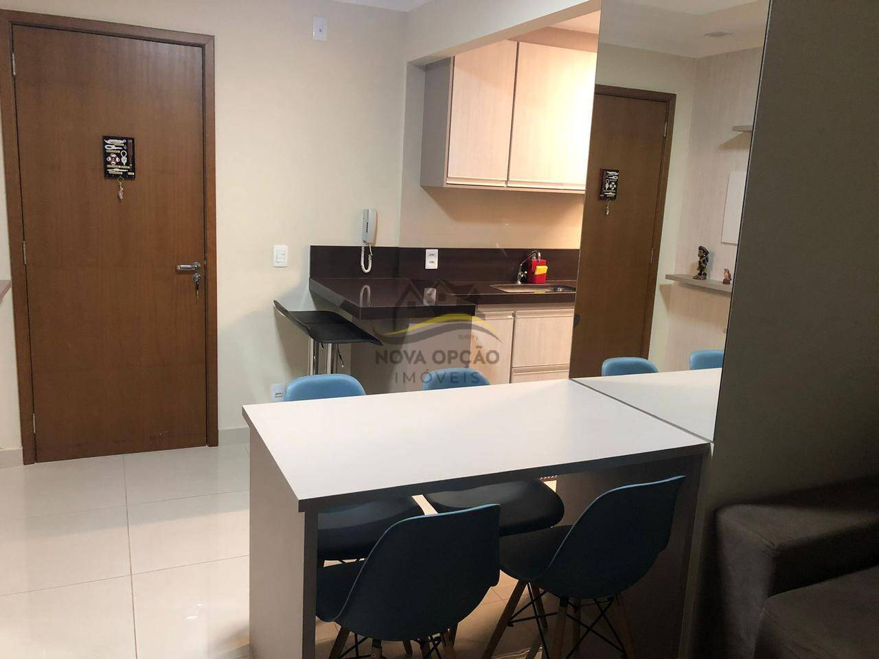 Apartamento à venda e aluguel com 2 quartos - Foto 1