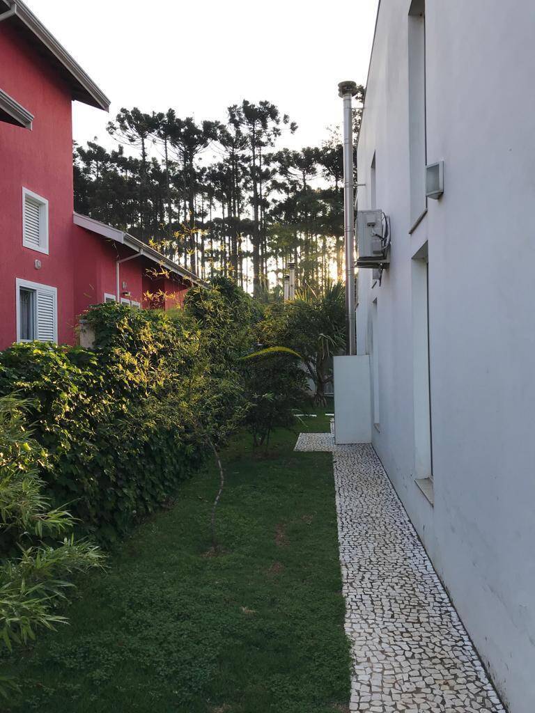 Casa de Condomínio à venda com 3 quartos, 290m² - Foto 35