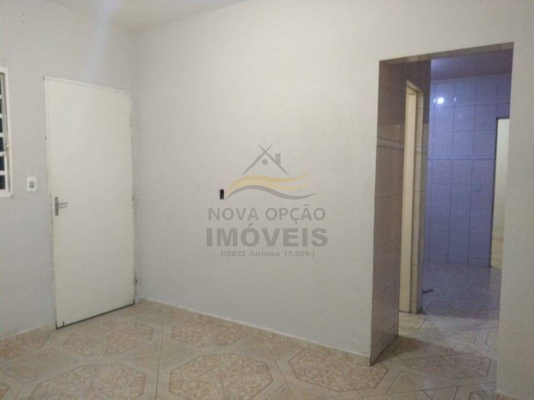 Casa à venda com 6 quartos, 246m² - Foto 36